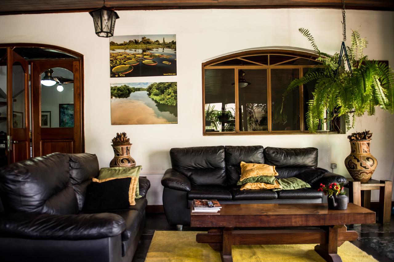 Aguas Do Pantanal Inn